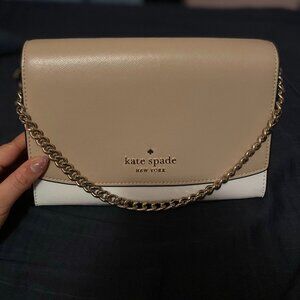 Kate Spade - Carson Convertible Crossbody in warm beige multi